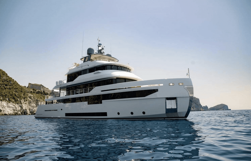 Luxury Yacht Purchase | New Build yachts » SALT Superyachts